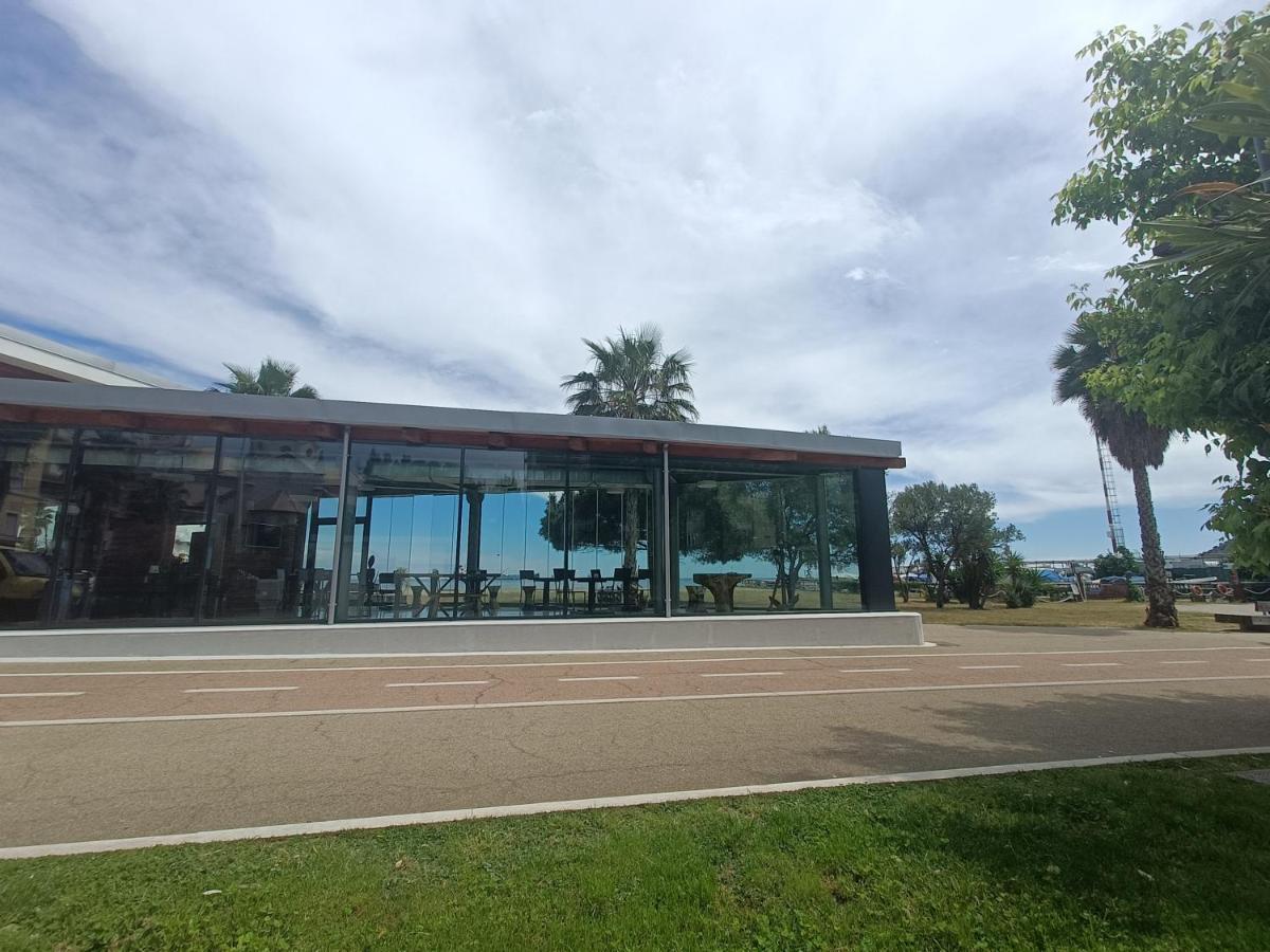 Casa Vacanze Via Nizza 57 Zinola-Wifi Savona Exterior foto